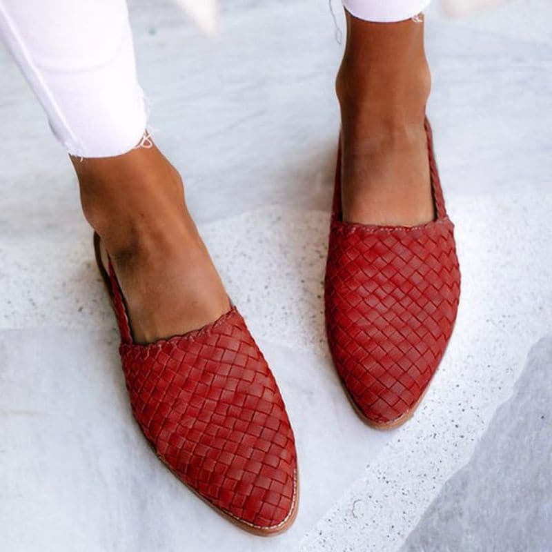 Sandales Femme – Cuir Tressé – Bout Fermé – Semelle Plate – Élégance Artisanal