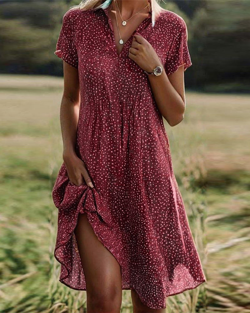 Robe élégante avec col en V - Tissu respirant et coupe sophistiquée luxueuse