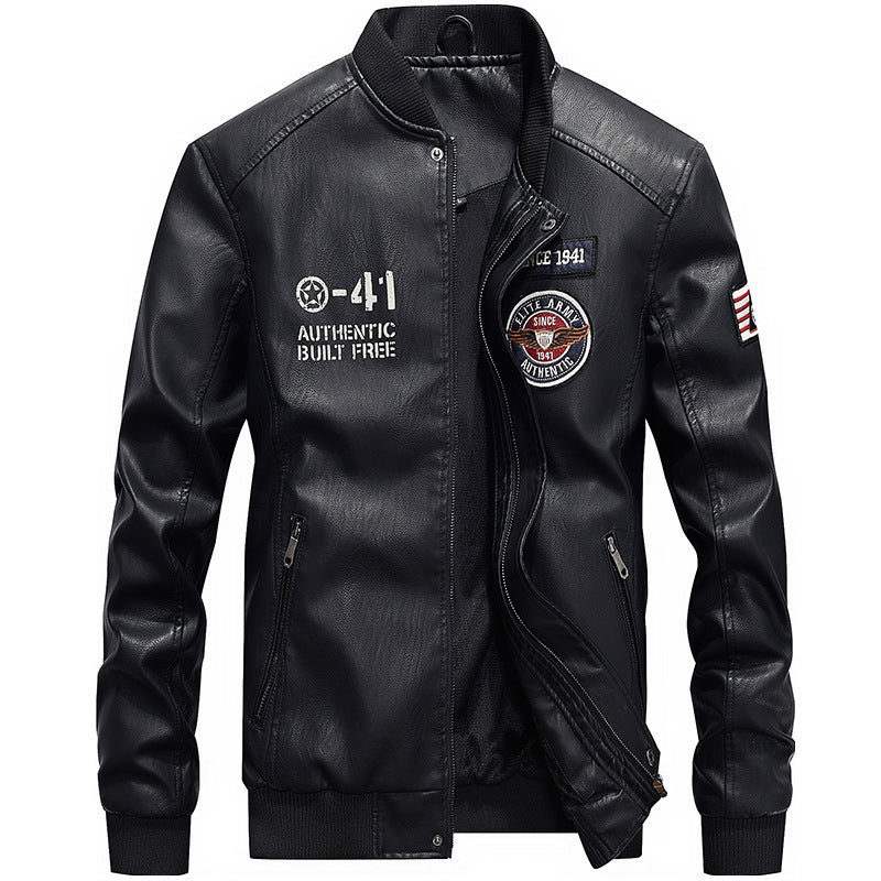Blouson homme en cuir – Coupe structurée – Col baseball – Poches zippées – Patches brodés