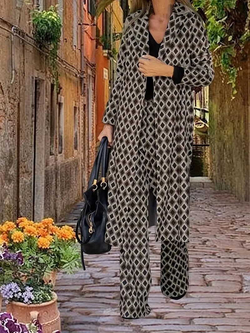 Thea - Un ensemble inhabituel pour les fashionistas
