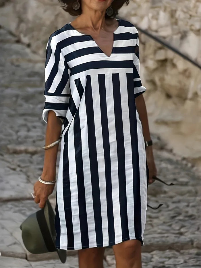 Robe Femme - Rayée - Coupe Droite Ample - Manches Mi-Longues - Col V Casual