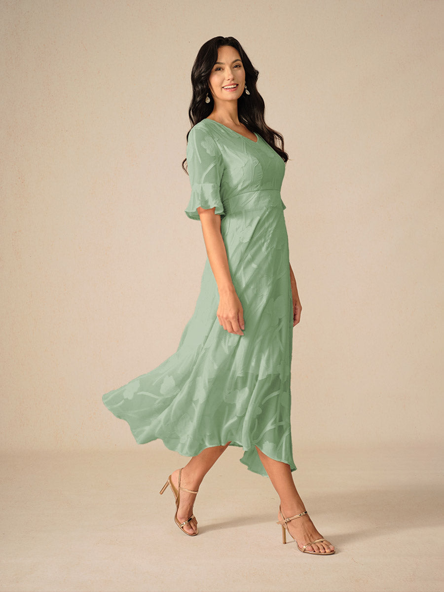 Robe longue femme – Dentelle florale – Manches volantées – Coupe évasée élégante