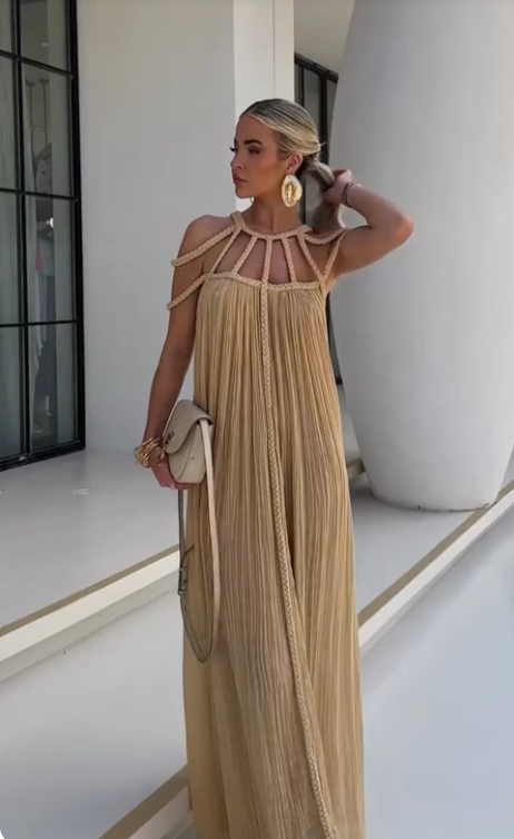 Robe Maxi Femme - Décolleté Halter - Plissée Élégante - Coupe Ample et Fluide