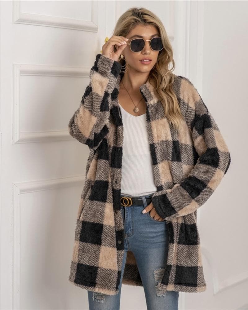 Laura - La veste à carreaux stylée