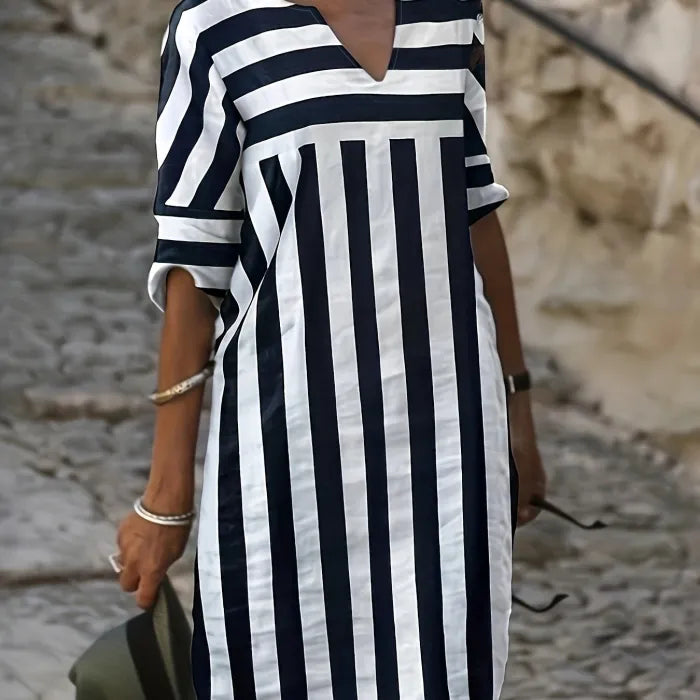 Robe Femme - Rayée - Coupe Droite Ample - Manches Mi-Longues - Col V Casual