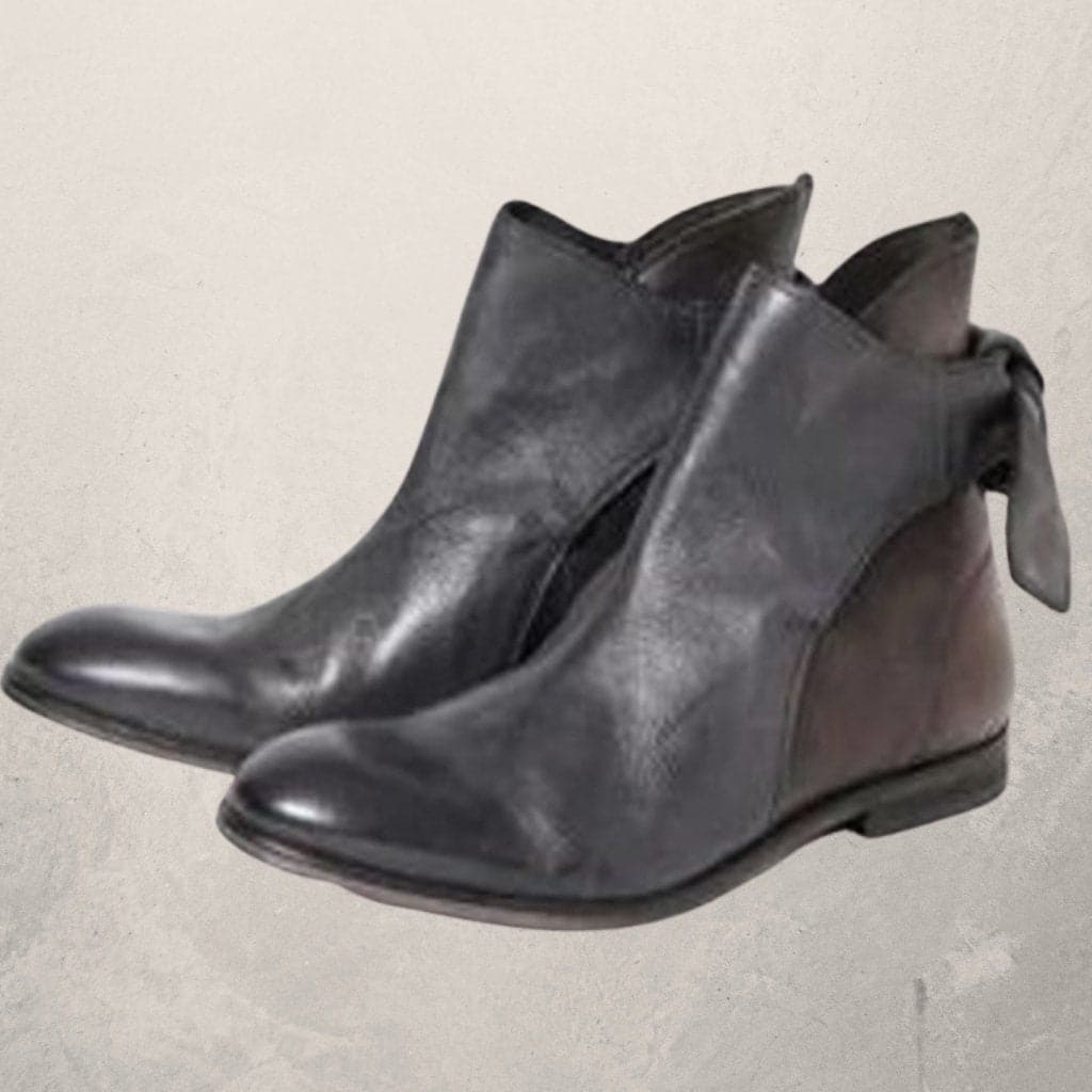 Bottines Femme – Cuir Véritable – Bout Pointu – Détail Découpé avec Lien – Talon Plat