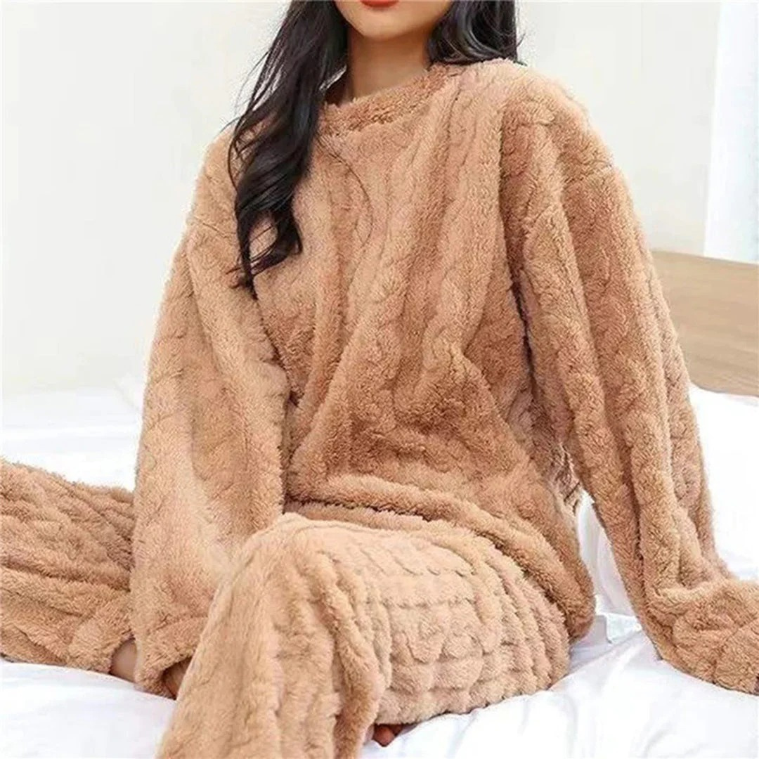 Pyjama femme – Ensemble maille duveteuse – Coupe ample – Texture torsadée