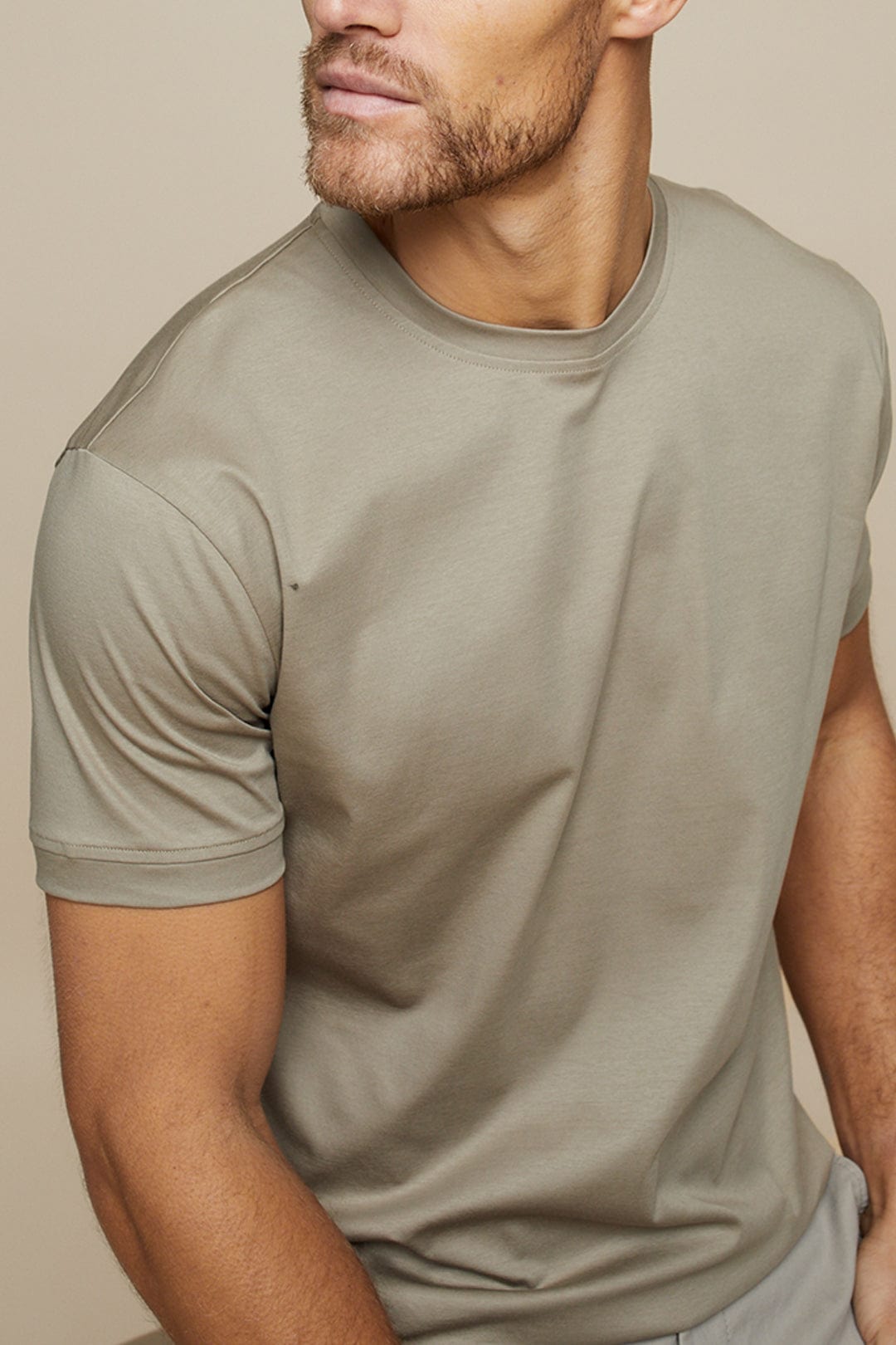 T-shirt col rond homme - Coupe ajustée - Manches courtes - Tissu doux et respirant