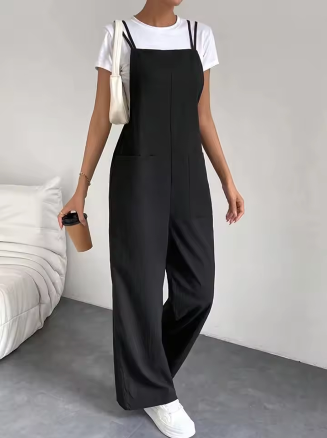 Salopette Femme - Coupe Large Confortable - Bretelles Ajustables - Poches Pratiques