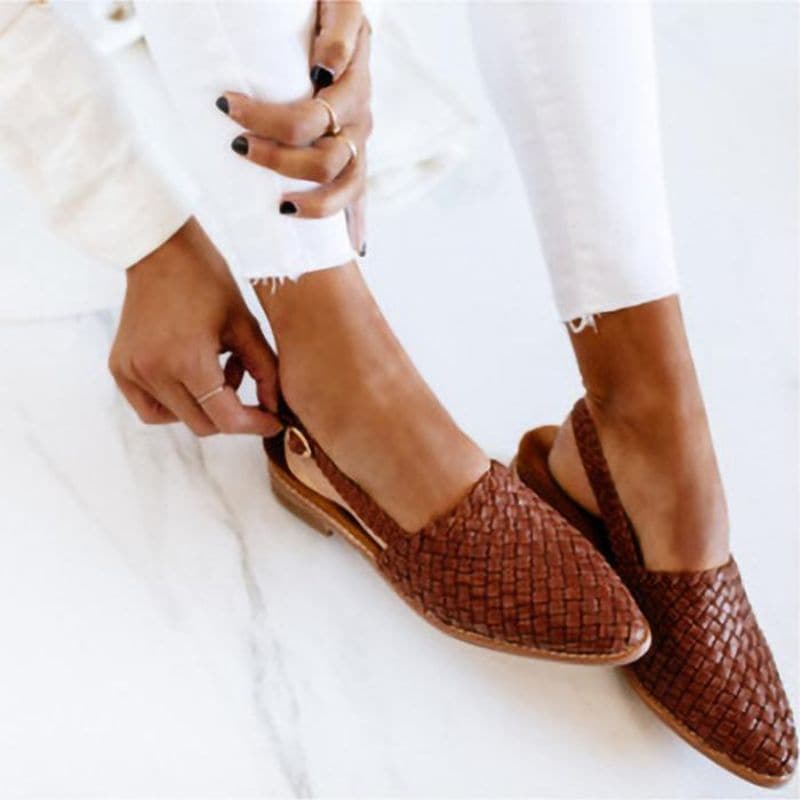 Sandales Femme – Cuir Tressé – Bout Fermé – Semelle Plate – Élégance Artisanal