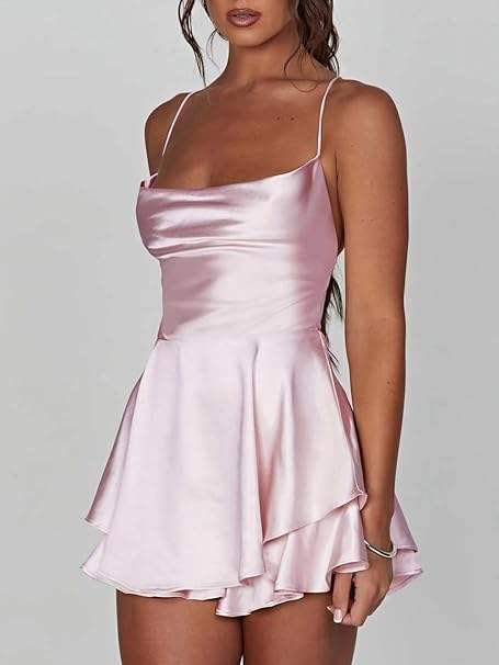 Robe Mini Femme - Satin Élégant - Col Bénitier - Bretelles Fines - Coupe Évasée