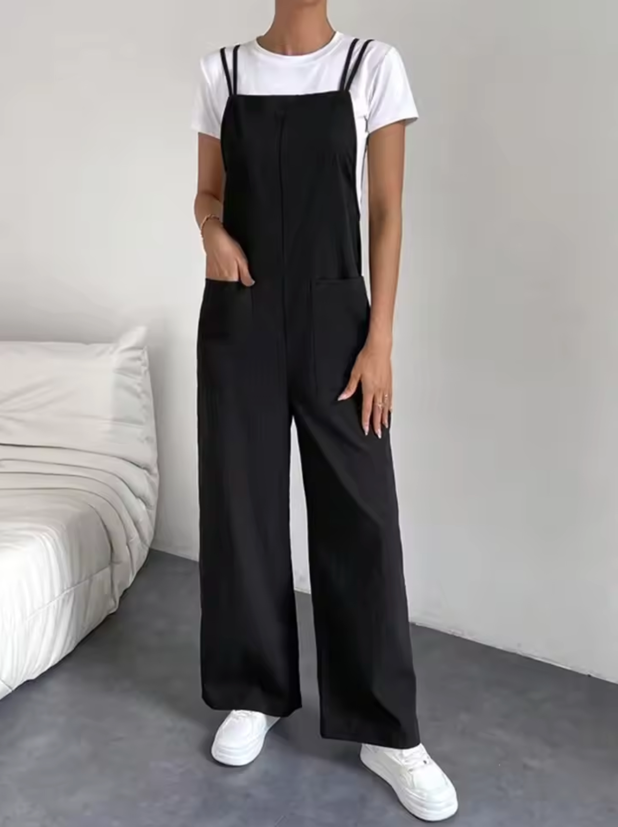 Salopette Femme - Coupe Large Confortable - Bretelles Ajustables - Poches Pratiques
