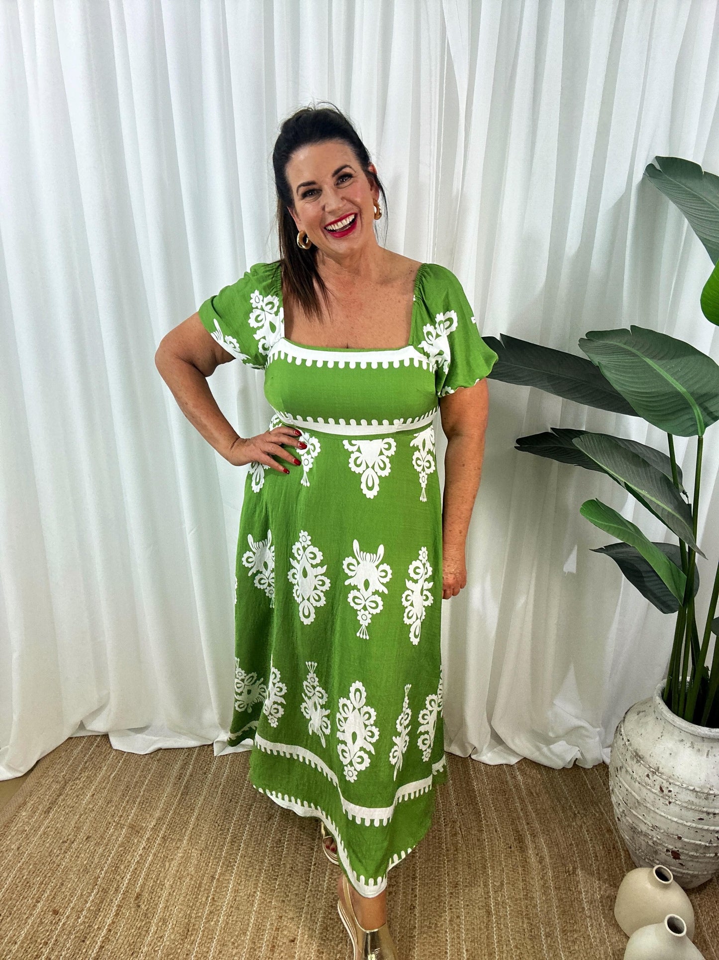 Robe Longue Femme - Épaules Dénudées - Manches Courtes Bouffantes - Fluide et Élégante