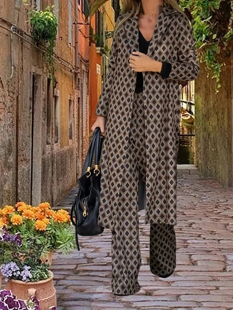 Thea - Un ensemble inhabituel pour les fashionistas