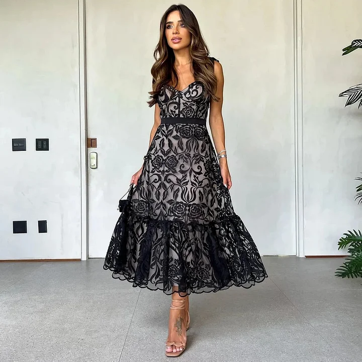 Robe Midi Femme – Dentelle Florale – Coupe Cintrée – Décolleté en V – Bretelles Fines
