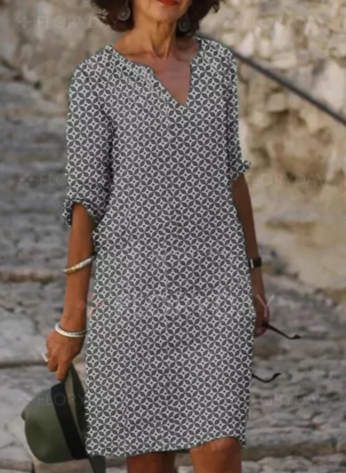 Oceane - Robe à Col en V à la Mode avec Motif Géométrique