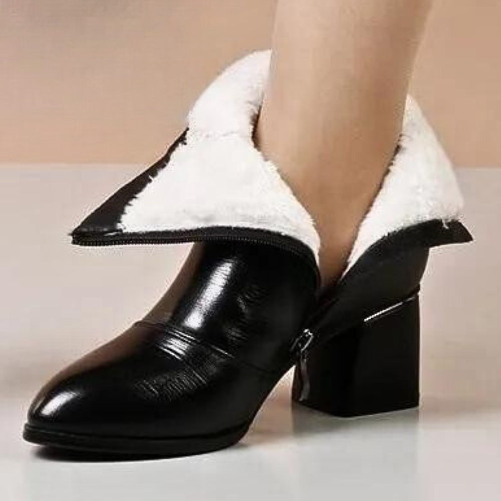 Bottines femme – Talon bloc – Bout rond – Boutons décoratifs – Finition texturée