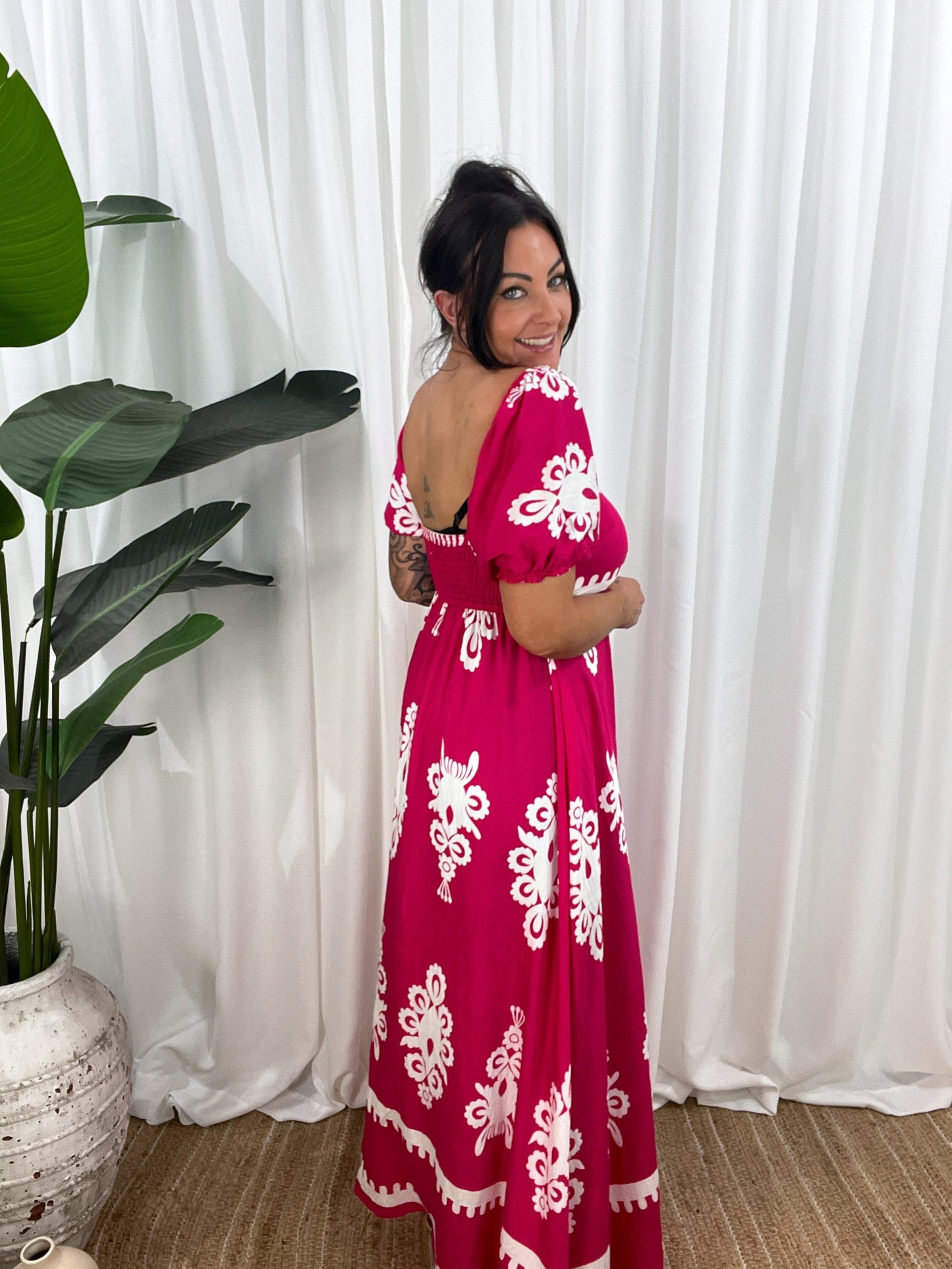 Robe Longue Femme - Épaules Dénudées - Manches Courtes Bouffantes - Fluide et Élégante