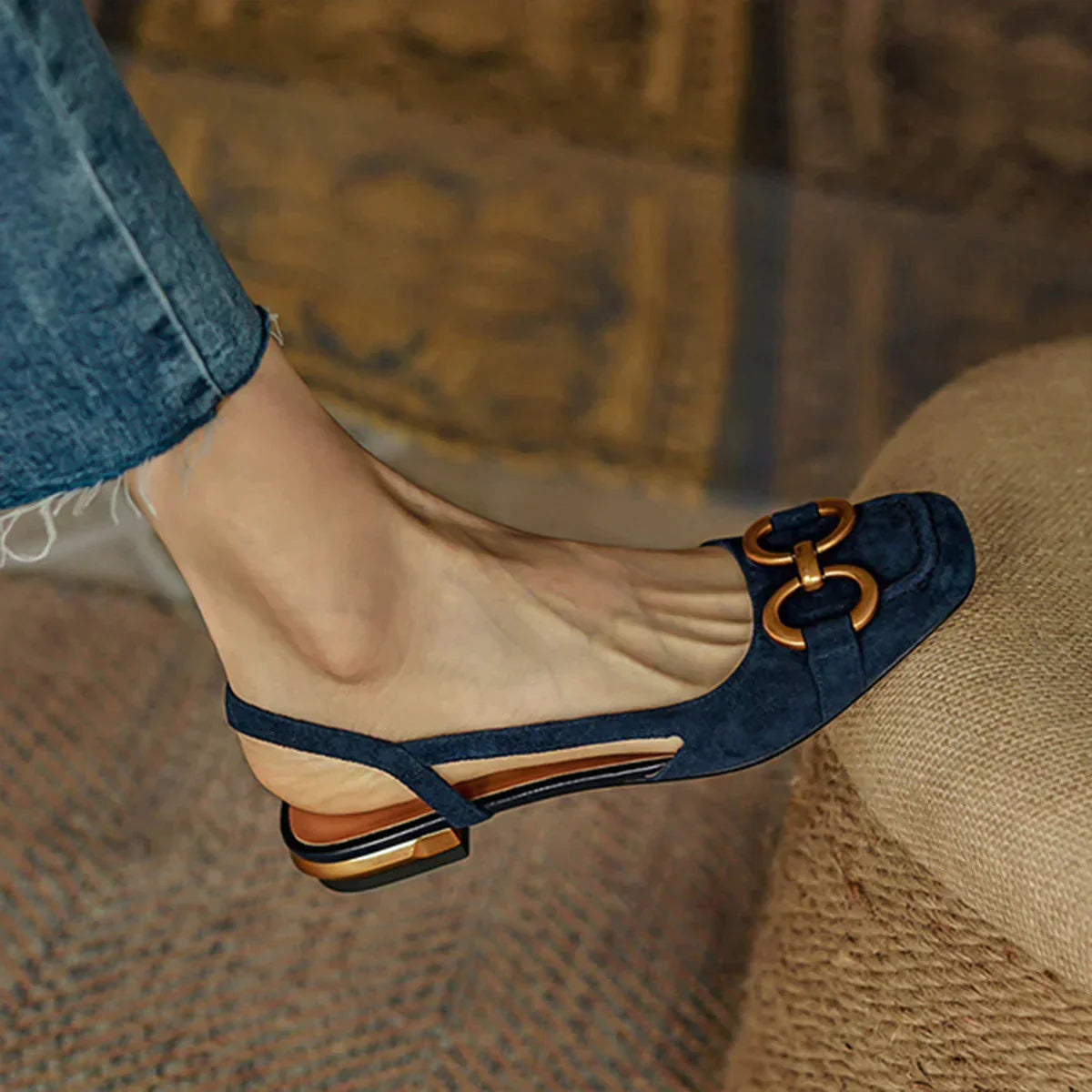 Sandales Slingback Femme - Élégantes - Talon Bas - Bout Fermé - Détail Décoratif
