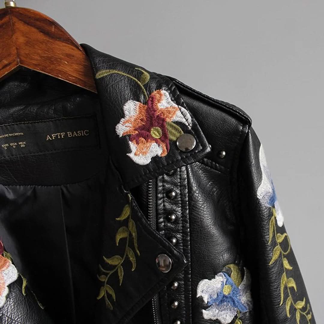 Veste en cuir floral élégante, chic et durable pour femme