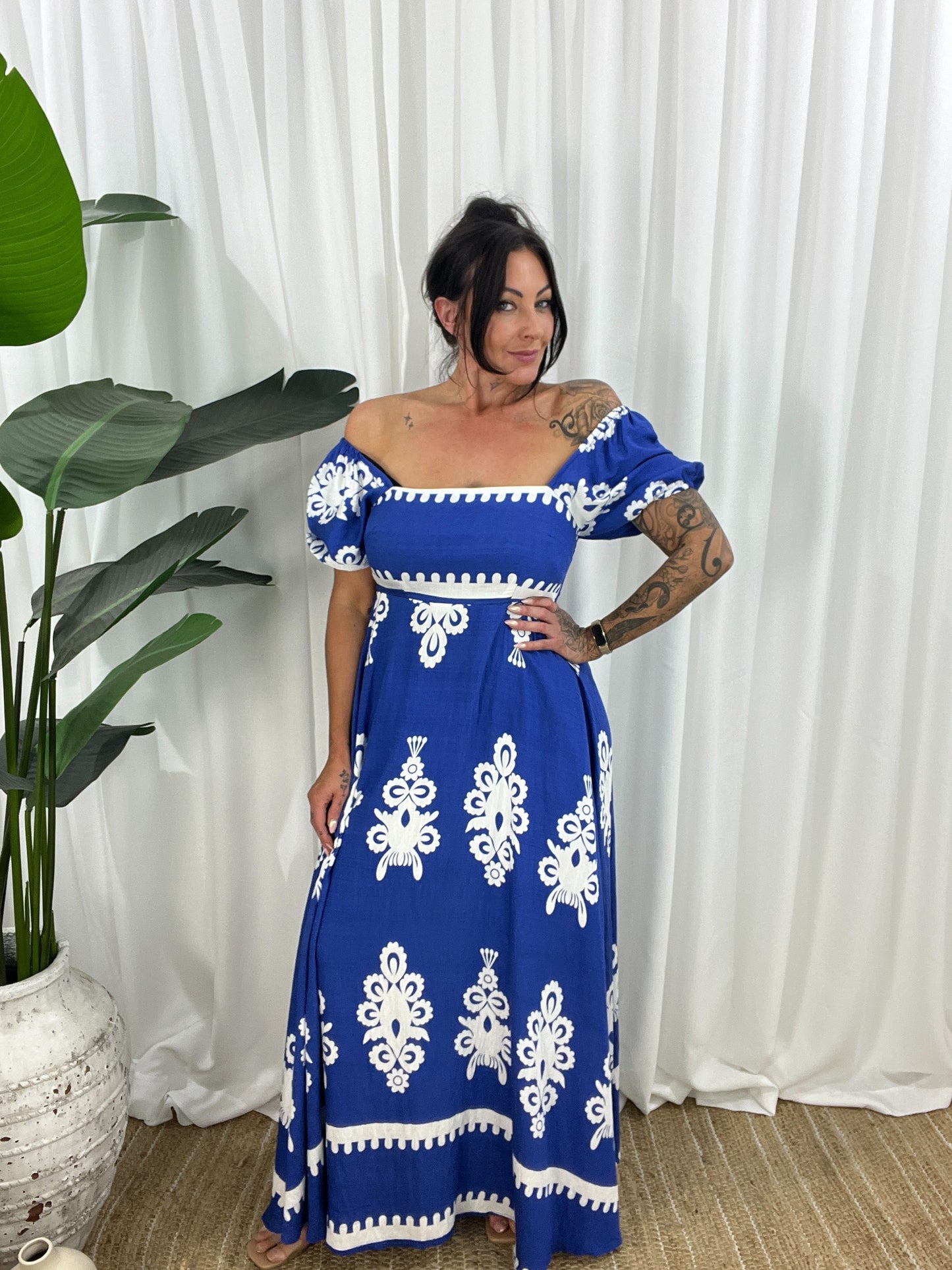 Robe Longue Femme - Épaules Dénudées - Manches Courtes Bouffantes - Fluide et Élégante