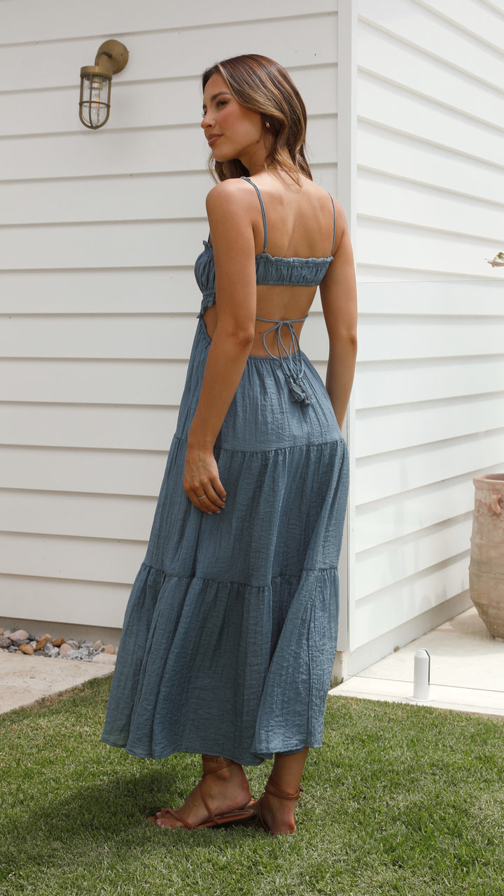 Robe Maxi Femme - Sans Manches - Bretelles Fines - Jupe Évasée - Détails Découpés