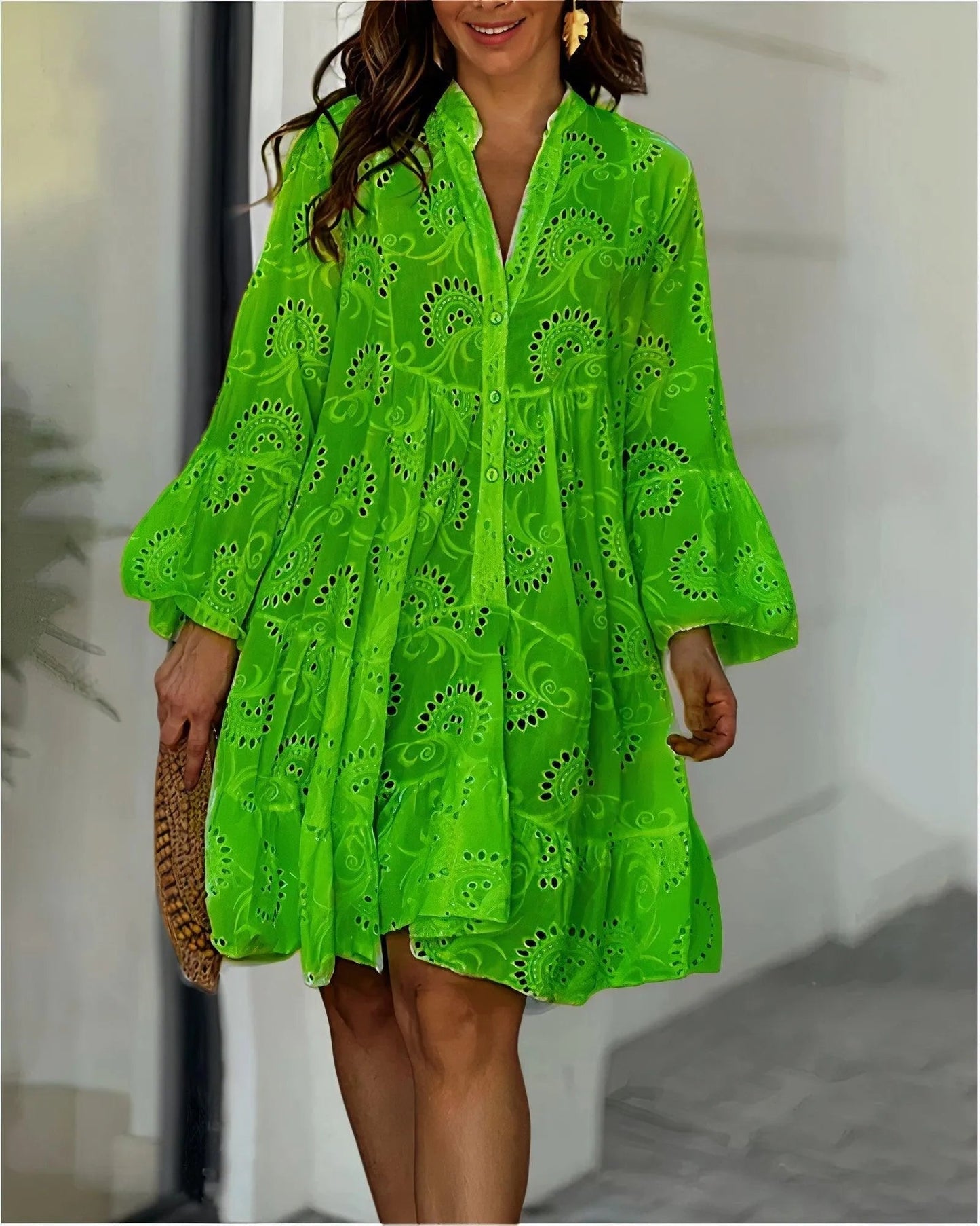 Robe Femme - Coupe Évasée - Détails Broderie Ajourée - Manches Trois-Quarts