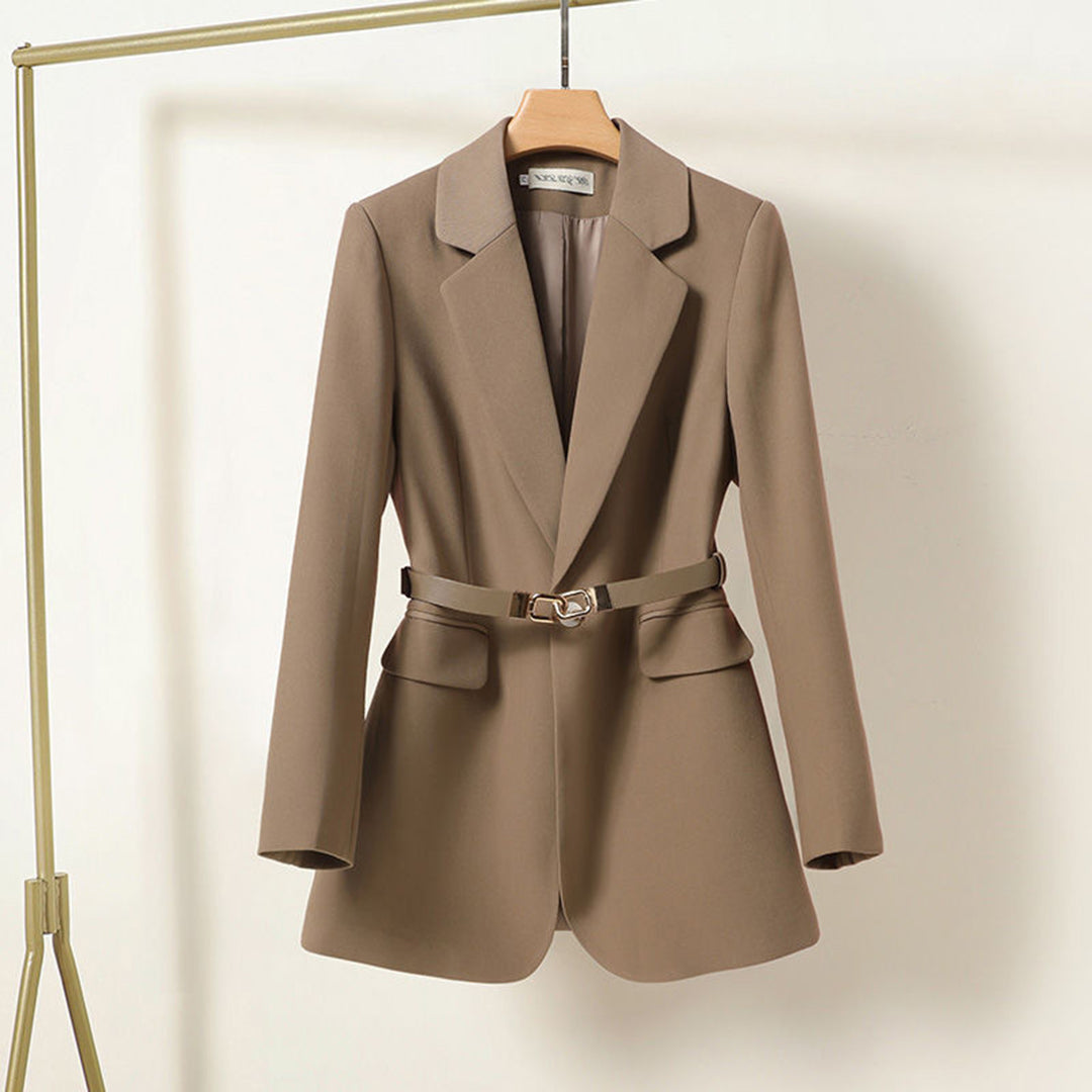 Blazer femme – Coupe cintrée – Ceinture à boucle – Tissu léger structuré