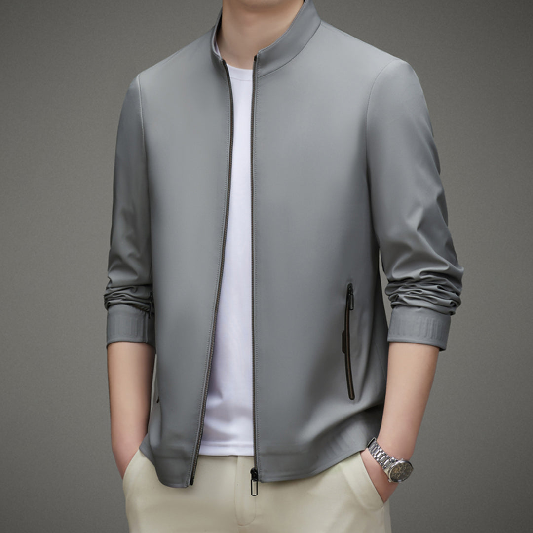 Blouson homme – Coupe slim – Épaules structurées – Poches zippées – Col montant