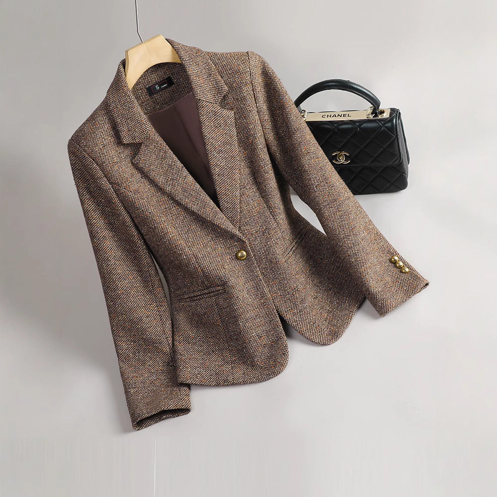 Blazer femme – Coupe cintrée – Tissu de luxe – Revers cranté – Fermeture un bouton