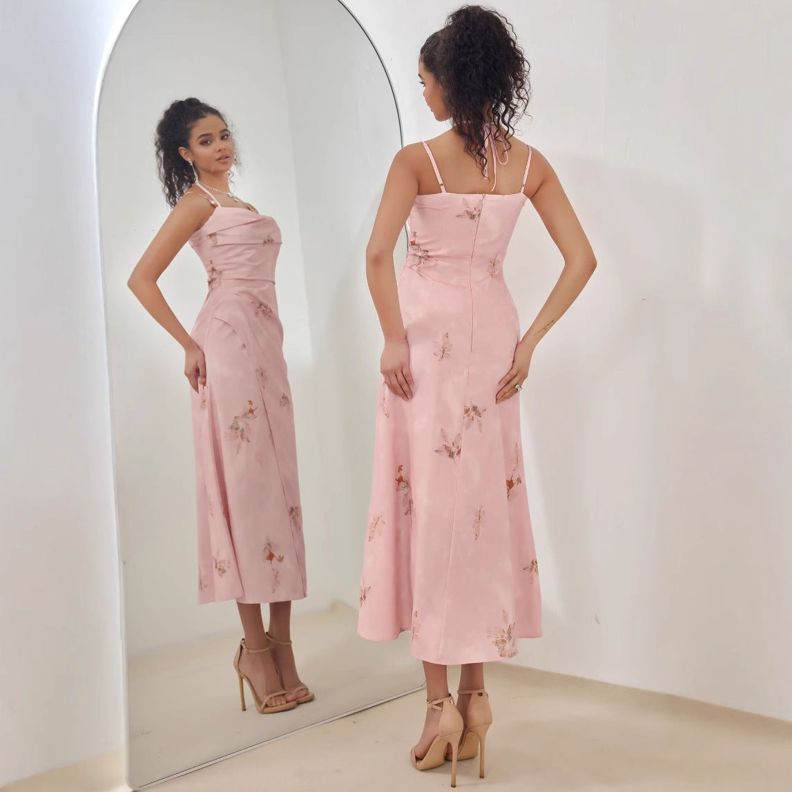 Robe midi femme – Coupe évasée – Tissu satiné – Bretelles fines élégantes