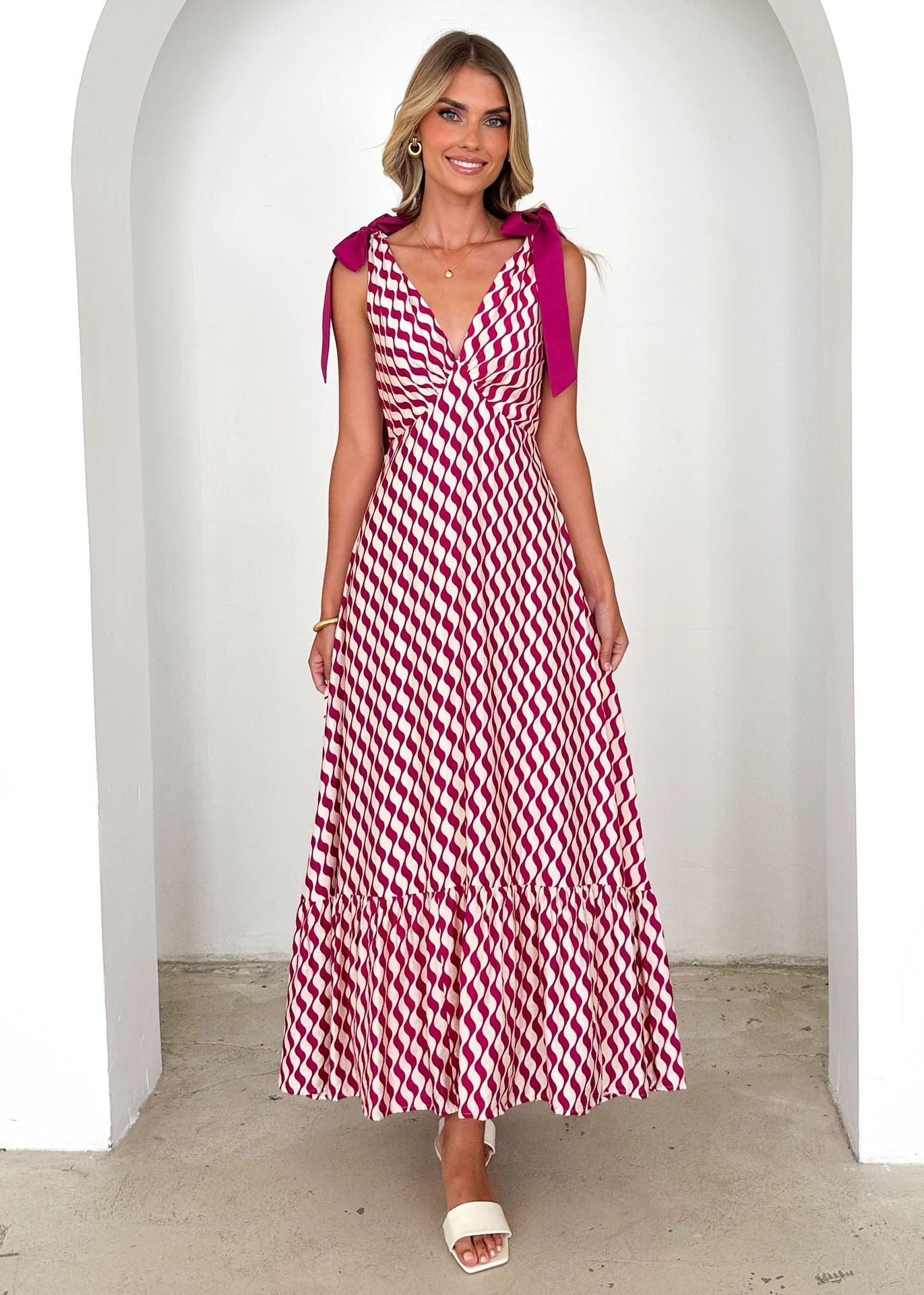 Robe longue femme – Sans manches – Décolleté en V – Bretelles nouées – Coupe fluide