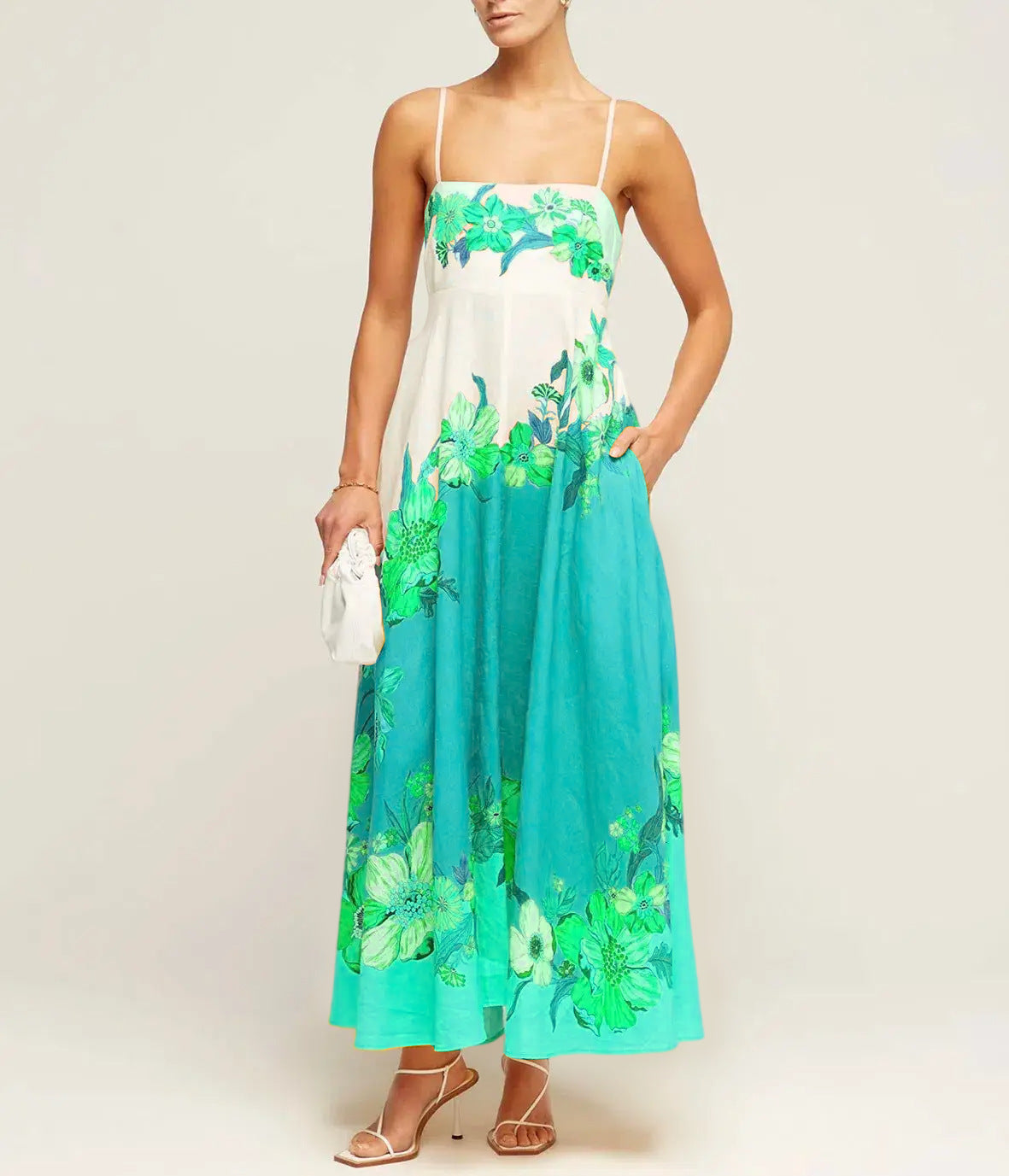 Robe midi femme – Bretelles fines – Corsage smocké – Coupe évasée fluide