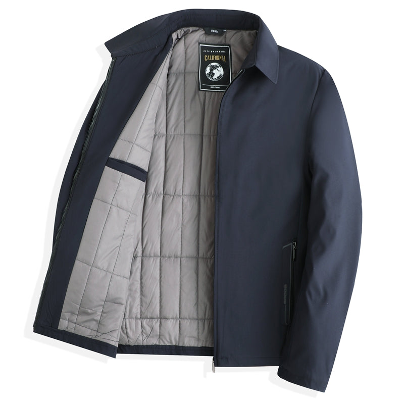 Veste homme matelassée – Coupe droite – Col à revers – Fermeture zippée – Poches zippées