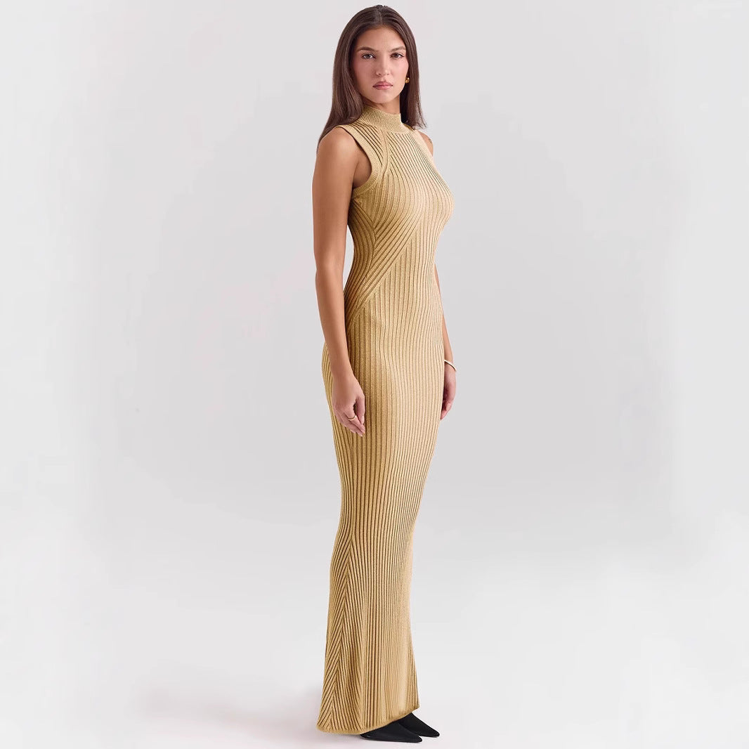 Robe femme sans manches – Tricot côtelé – Coupe moulante – Col montant – Longueur sirène