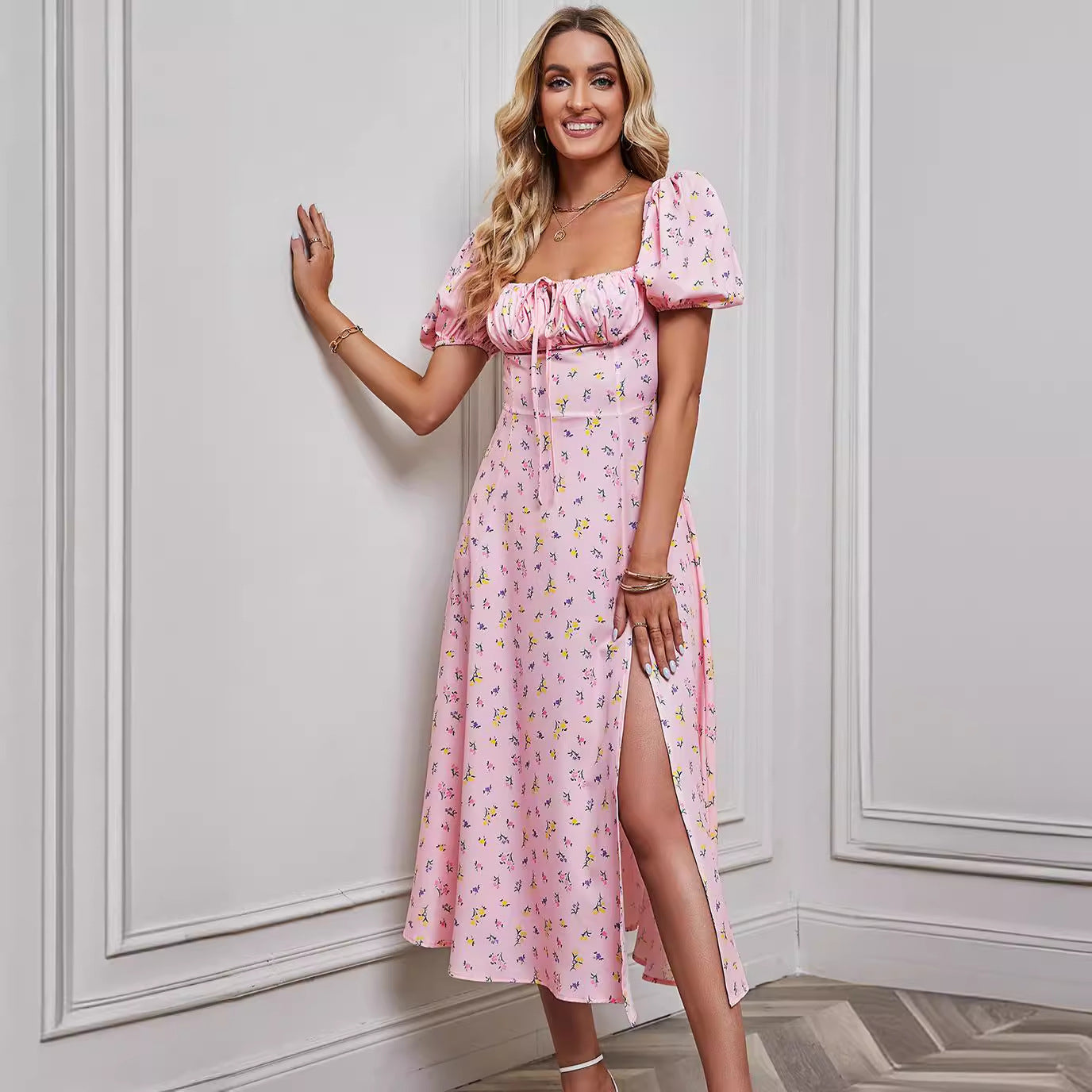 Robe midi femme – Coupe évasée – Manches bouffantes – Nœud poitrine – Fente frontale