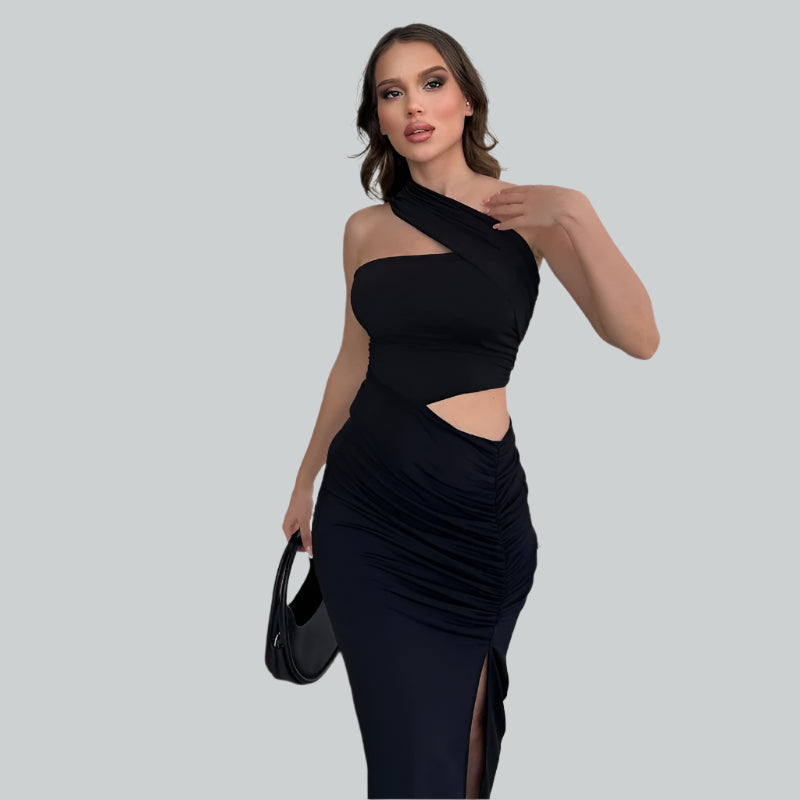 Robe longue asymétrique élégante à une épaule et découpes pour femme