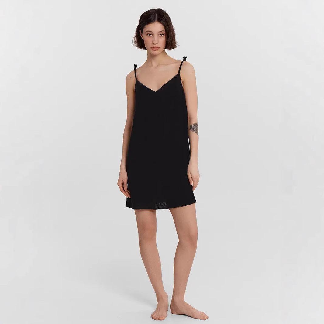 Robe nuisette femme – Satin lisse – Coupe ajustée – Mini – Fines bretelles nœud