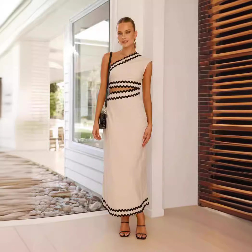 Robe maxi femme – Coupe ajustée – Épaule asymétrique – Détail zigzag élégant