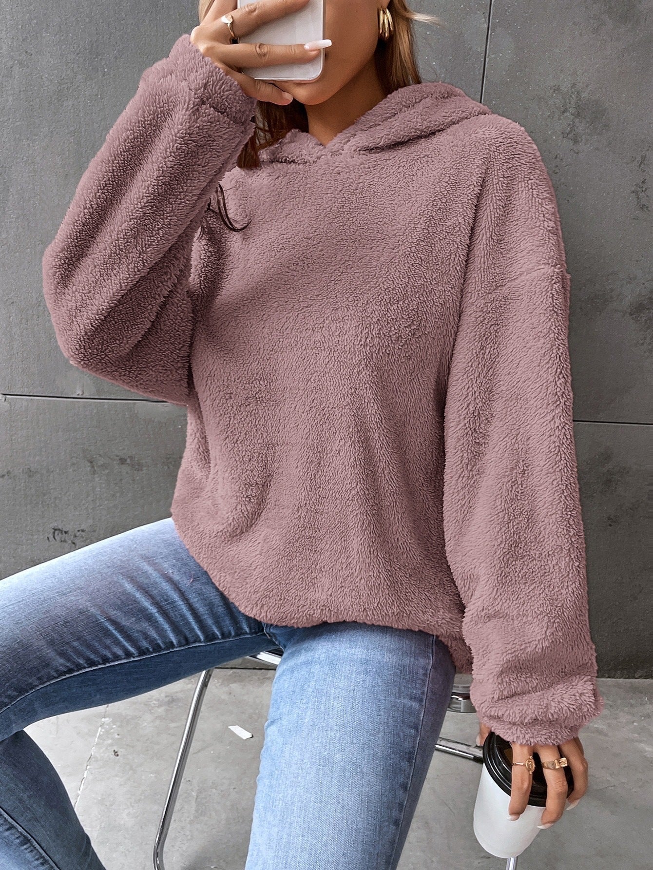 Sweat à capuche femme – Molleton doux – Coupe décontractée – Court à manches longues
