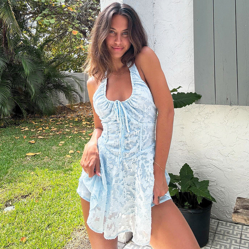 Robe Femme Mini Halter – Coupe Ajustée – Dos Nu – Tissu Jacquard – Buste Froncé