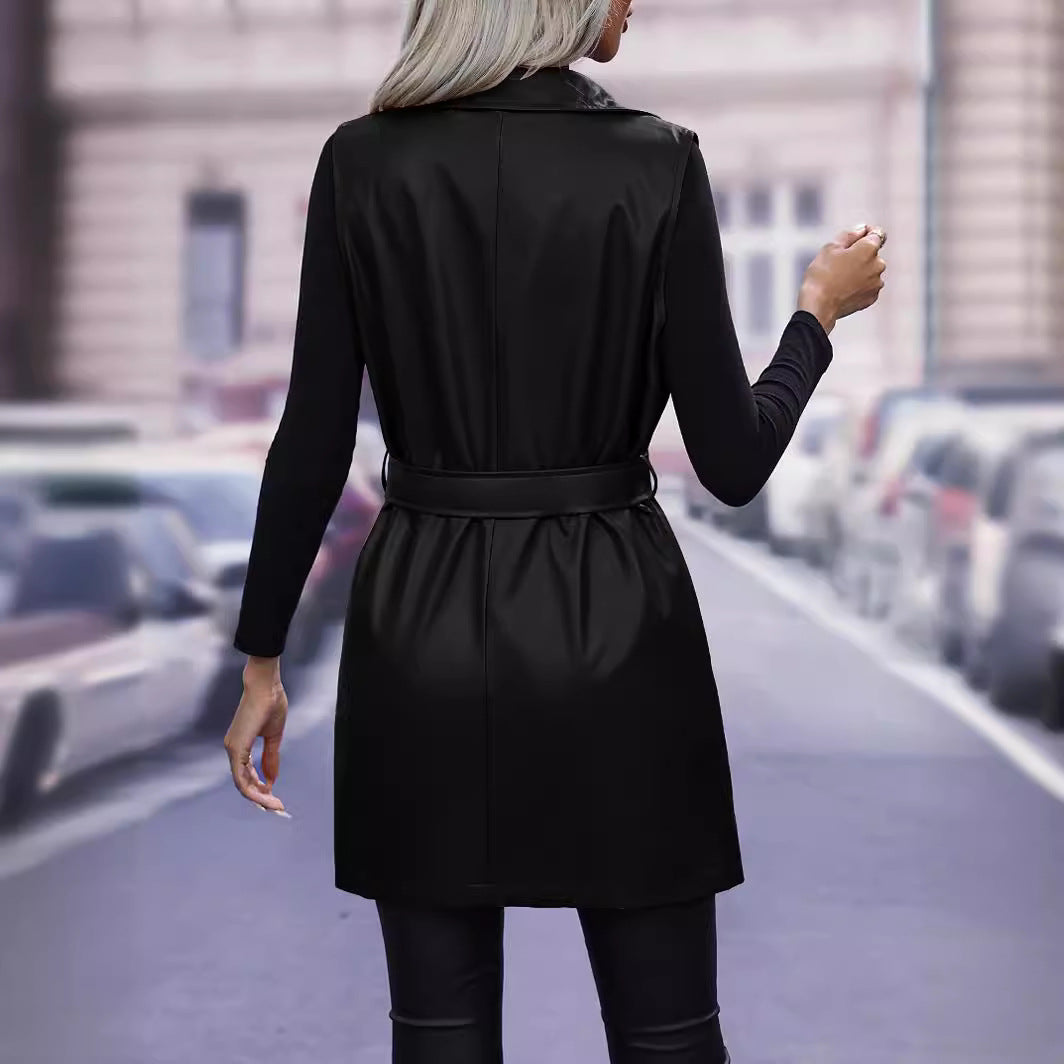 Veste sans manches femme – Similicuir – Coupe cintrée – Ceinture ajustable