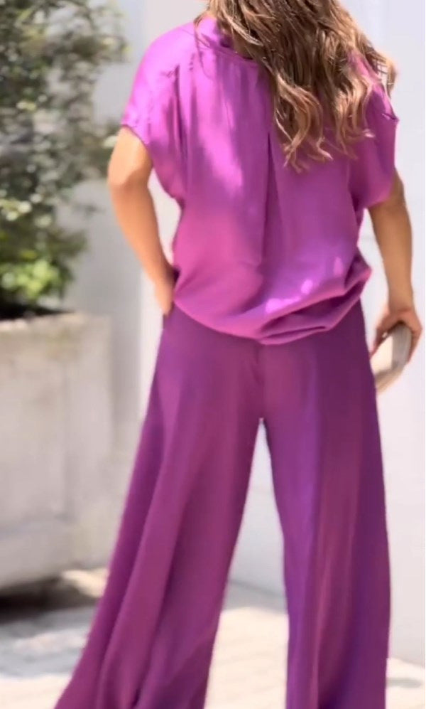 Ensemble Femme – Coupe Ample – Tissu Satiné – Pantalon Large – Décolleté Croisé