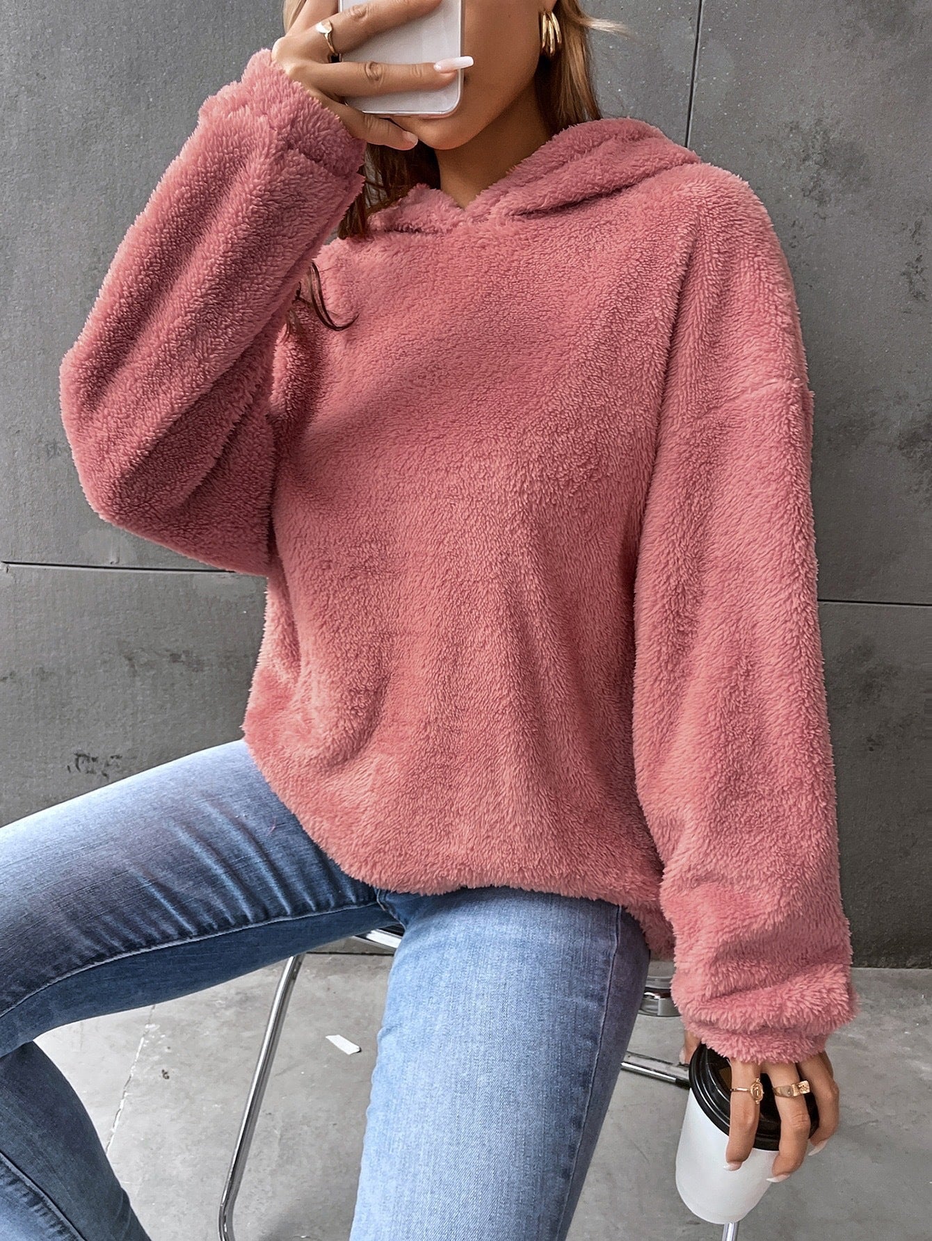 Sweat à capuche femme – Molleton doux – Coupe décontractée – Court à manches longues