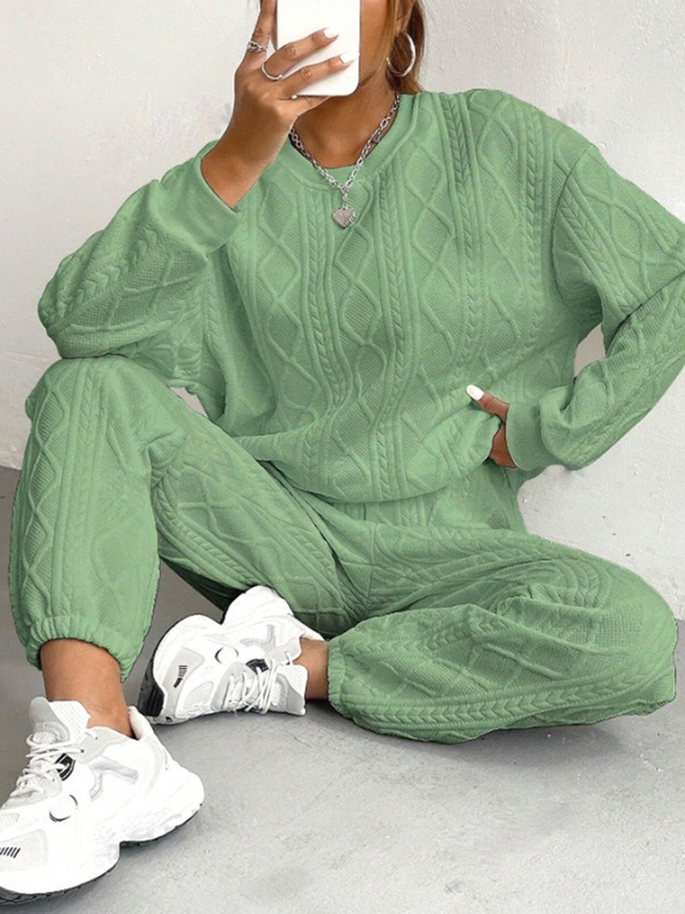 Ensemble détente femme – Maille torsadée – Coupe décontractée – Manches longues et bas resserrés