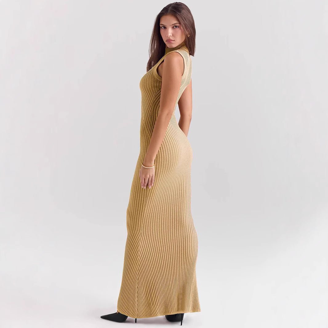 Robe femme sans manches – Tricot côtelé – Coupe moulante – Col montant – Longueur sirène