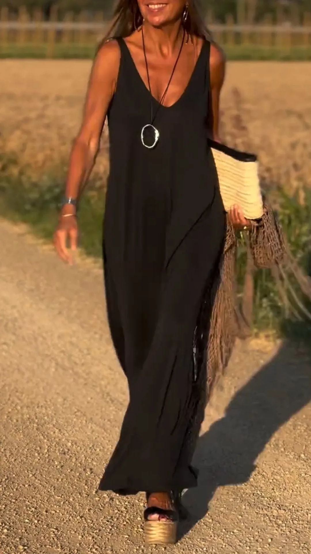 Robe longue femme – Encolure en V – Bretelles fines – Coupe fluide en coton respirant