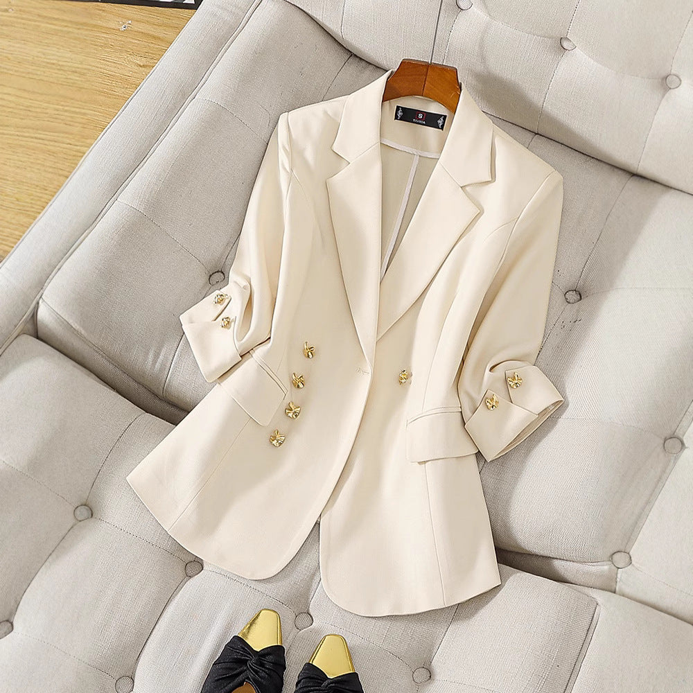 Blazer femme – Coupe cintrée – Manches trois-quarts – Col à revers classique – Double boutonnage élégance