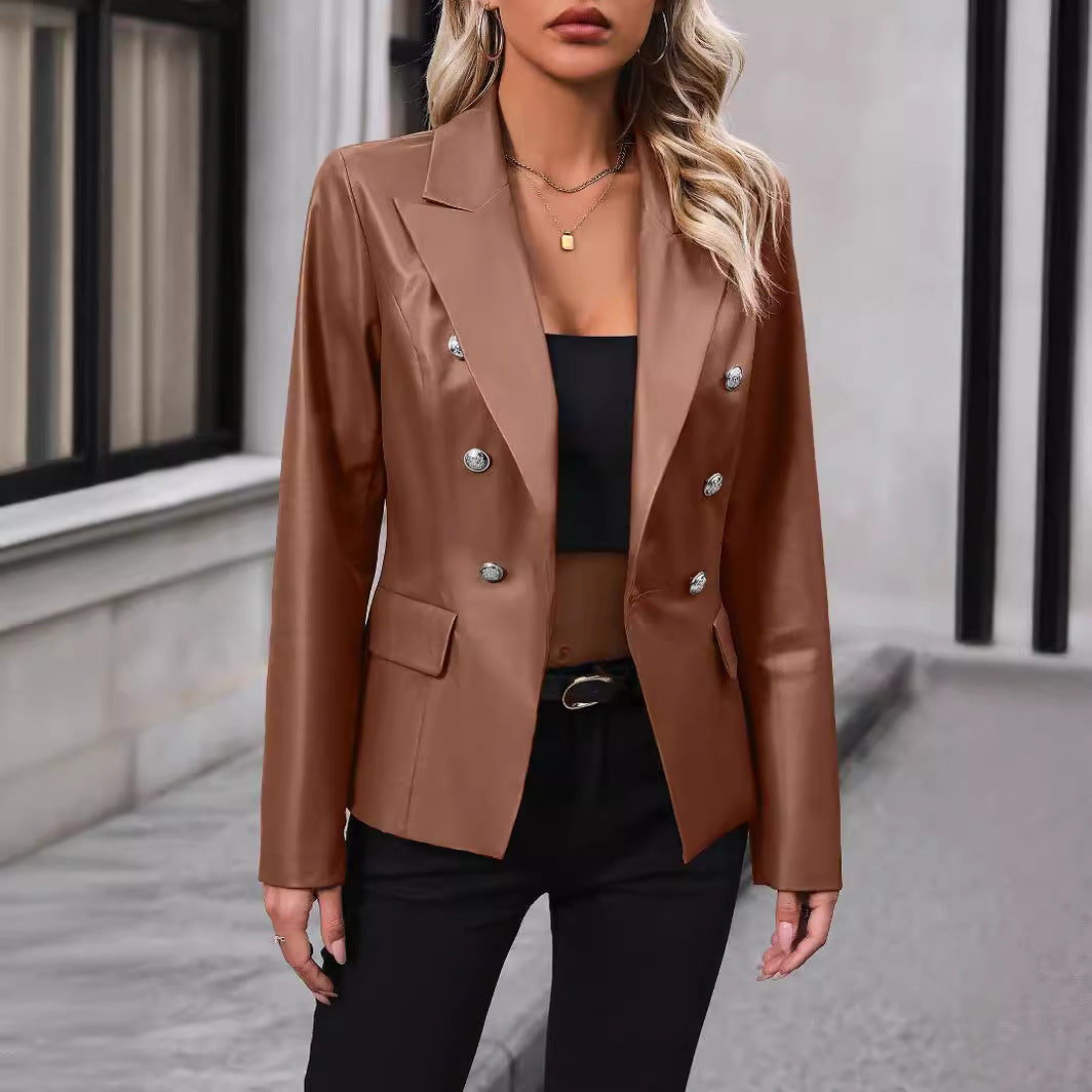 Veste de costume femme – Coupe cintrée – Double boutonnage – Col à revers structuré