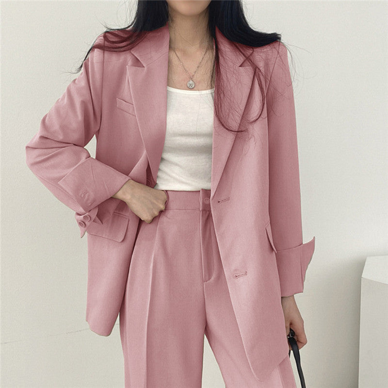 Veste tailleur femme – Coupe structurée – Revers crantés – Longueur hanches – Boutonnage simple